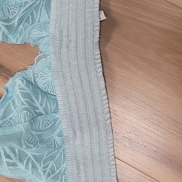 Light Blue Aerie Bralette XS - Picture 4 of 6